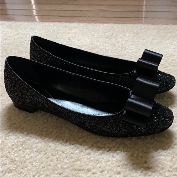 kate spade Shoes - NWT Kate Spade ‘black sparkle bow’ flats.